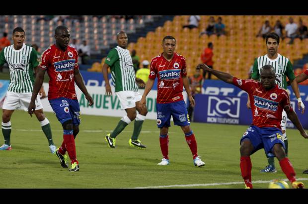 HENRY AGUDELO - Nacional baj&#243; el ritmo en el segundo tiempo y le cedi&#243; el bal&#243;n al Pasto.