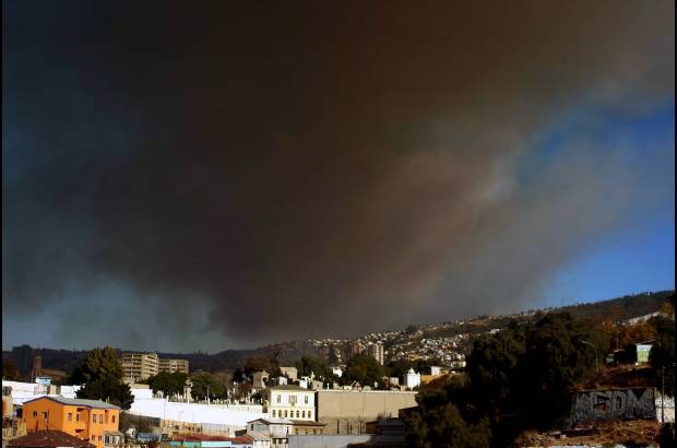 AFP - La autoridad militar decret&#243; la ley seca y el cierre de todos los locales nocturnos en Valparaiso.