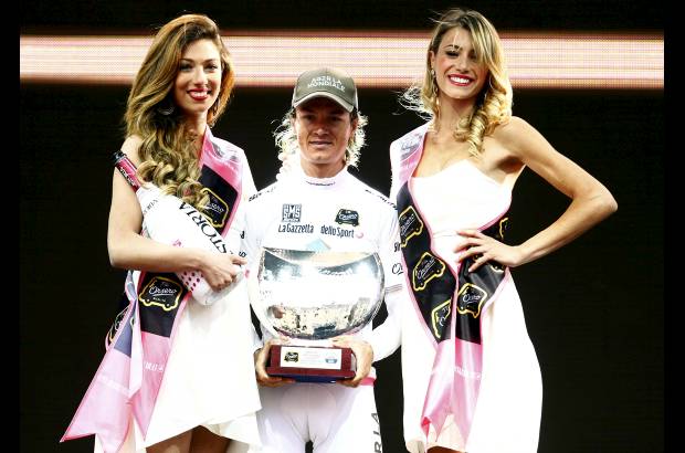 AP - Carlos Betancur finalizó en el quinto lugar de la clasificación general y se coronó campeón entre los jóvenes.