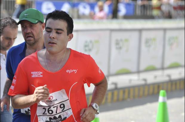 Esteban Jaramillo y Sebasti&#225;n Salazar - M&#225;s de 10 mil competidores se dieron cita en esta hist&#243;rica cita deportiva que se corr&#237;a en las modalidades de 5, 10, 21 y 42 kil&#243;metros.
