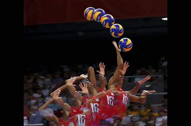 AP - Exposici&#243;n m&#250;ltiple. Los reporteros gr&#225;ficos tambi&#233;n se juegan sus cartas en los escenarios deportivos de Londres 2012.