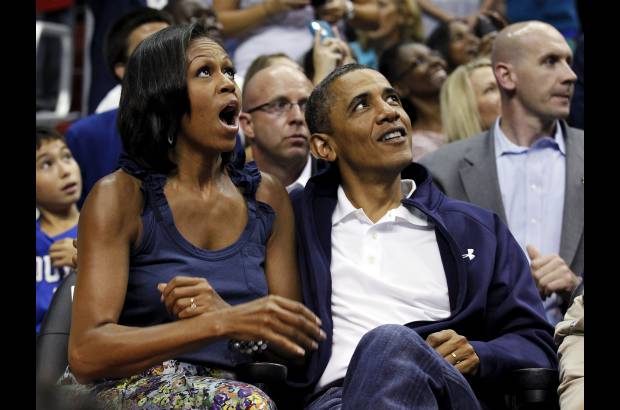 AP - El presidente de Estados Unidos, el dem&#243;crata Barak Obama, confirm&#243; una vez m&#225;s su pasi&#243;n por el baloncesto y su convencimiento de que los dos equipos nacionales, el de hombre y mujeres, que disputar&#225;n los pr&#243;ximos Juegos Ol&#237;mpicos de Londres 2012.