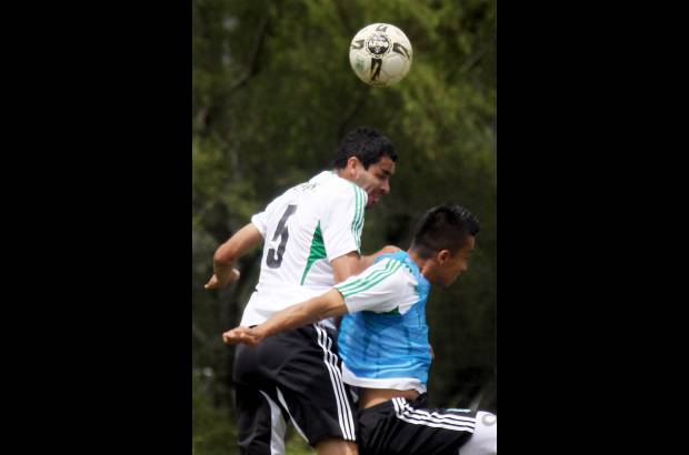 Foto Julio César Herrera - El Juego aéreo fue ensayado en la última práctica del verde en Guarne para buscar el cero atrás.