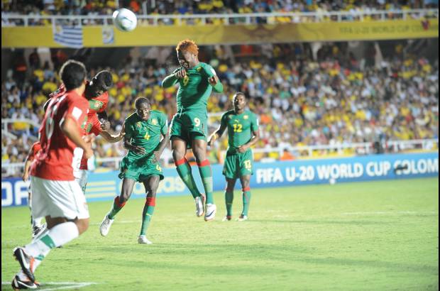 Colprensa - Buen juego entre europeos y africanos.
