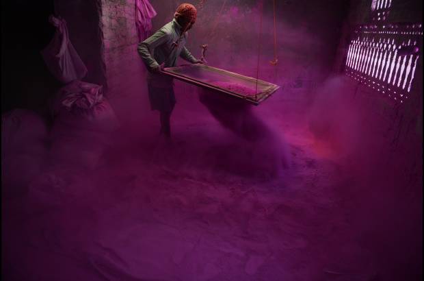 AFP - El festival hinduista de primavera en India, conocido como Holi, es uno de los más coloridos del mundo.