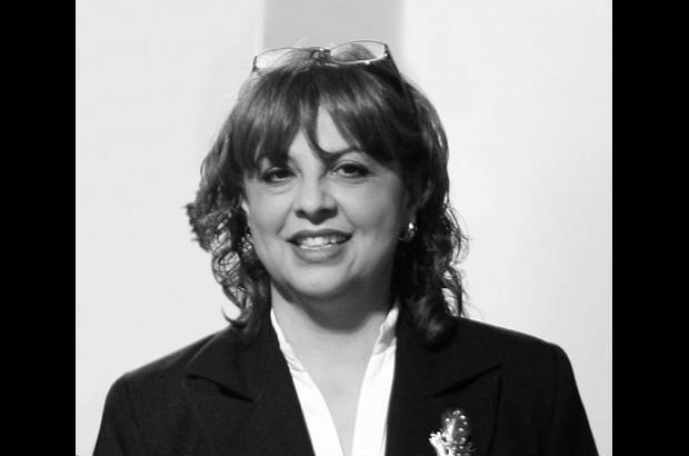 Mar&#237;a Victoria Jim&#233;nez - Periodista y Gerente San Fernando Plaza - &quot;Recuerdo que en 1982 una visita del ministro de Trabajo Laureano Alberto Arellano a Urab&#225; termin&#243; en su ca&#237;da.Lo invitaron a inaugurar el parque de Comfamiliar Camacol donde se emborrach&#243;, se sobrepas&#243; con varias se&#241;oras y arremeti&#243; contra los venezolanos. Al d&#237;a siguiente de la publicaci&#243;n lo destituyeron&quot;.