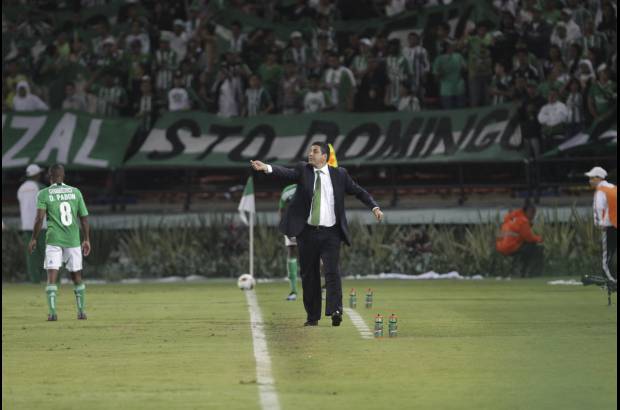 Hernán Vanegas - Un respiro para el técnico de Nacional, Santiago Escobar.
