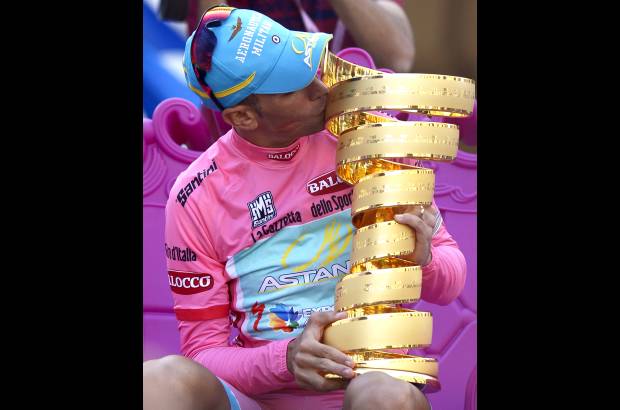 AP - Nibali había finalizado segundo en la edición 2011 y tercero en la edición 2010 del Giro de Italia.