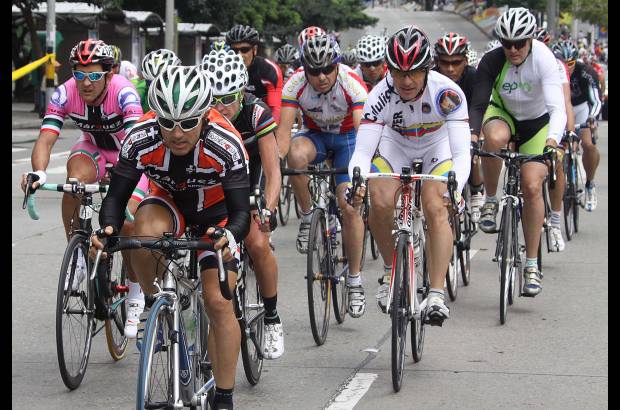 R&#243;binson S&#225;enz - La segunda etapa se disput&#243; sobre un circuito de 12 kil&#243;metros en la avenida Oriental, la avenida El Poblado y la Variante Las Palmas.