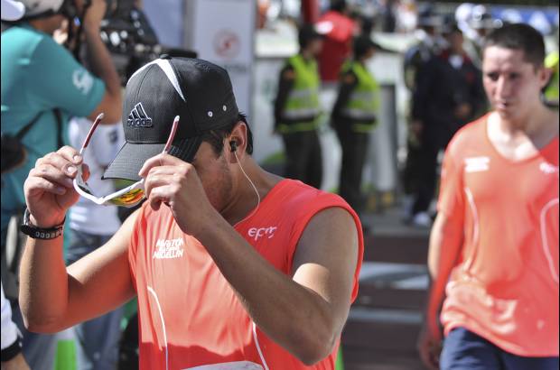Esteban Jaramillo y Sebasti&#225;n Salazar - M&#225;s de 10 mil competidores se dieron cita en esta hist&#243;rica cita deportiva que se corr&#237;a en las modalidades de 5, 10, 21 y 42 kil&#243;metros.