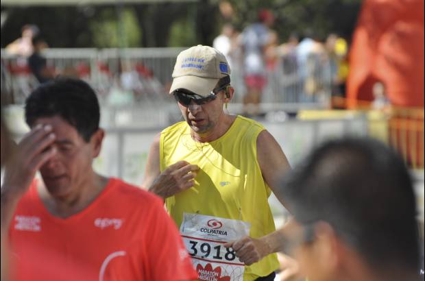 Esteban Jaramillo y Sebasti&#225;n Salazar - M&#225;s de 10 mil competidores se dieron cita en esta hist&#243;rica cita deportiva que se corr&#237;a en las modalidades de 5, 10, 21 y 42 kil&#243;metros.
