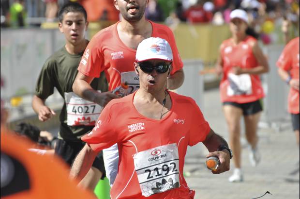 Esteban Jaramillo y Sebasti&#225;n Salazar - M&#225;s de 10 mil competidores se dieron cita en esta hist&#243;rica cita deportiva que se corr&#237;a en las modalidades de 5, 10, 21 y 42 kil&#243;metros.