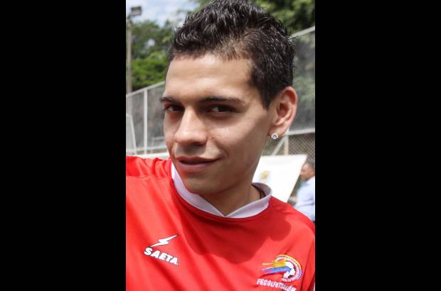 Manuel Saldarriaga - Nombre: Jorge Cuervo. Posición: lateral. Edad: 22 años, Antioquia. Debuta en el Mundial.