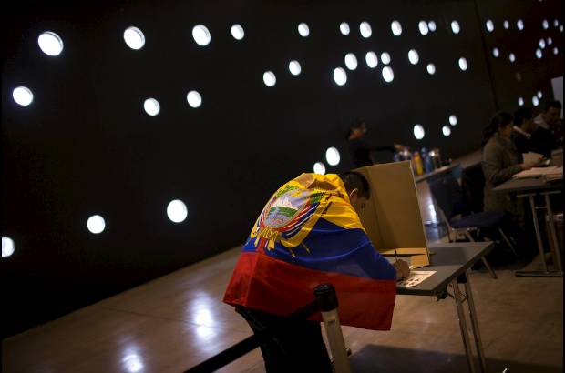 AP - El periodo presidencia el en Ecuador es por cuatros a&#241;os.