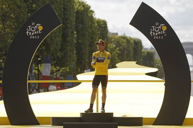 AP - Evans se convirti&#243; en el primer australiano en capturar el t&#237;tulo m&#225;s prestigioso del ciclismo.