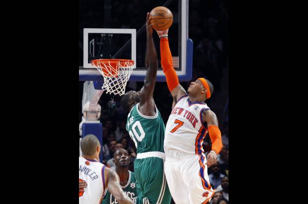 Reuters - El ala-pívot Brandon Bass, que hizo su debut con los Celtics tras ser traspasado por el Magic de Orlando, fue el sexto jugador al aportar otro doble-doble de 20 puntos y 11 rebotes.