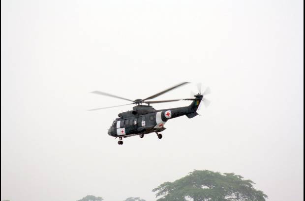 Colprensa - En medio de una leve llovizna, la aeronave parti&#243; de Villavicenio a las 9:22 a.m. de este domingo 28 de marzo hacia alg&#250;n lugar de la espesa selva colombiana.