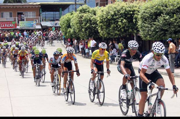 R&#243;binson S&#225;enz - La etapa de este viernes ser&#225; en su mayor&#237;a sobre terreno llano, mientras las dos &#250;ltimas etapas ser&#225;n de gran exigencias y podr&#237;an definir al campe&#243;n.