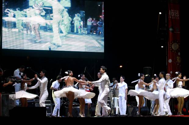 Manuel Saldarriaga - M&#250;sica, tradici&#243;n y rumba, en una noche especial en Medell&#237;n.