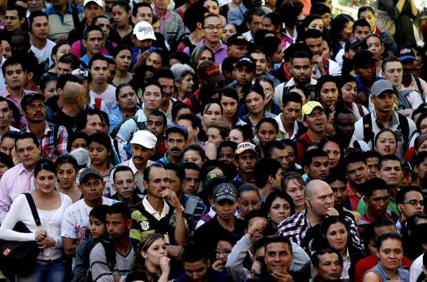 Foto Donaldo Zuluaga - El metro debutó con su operación comercial en Sabaneta.