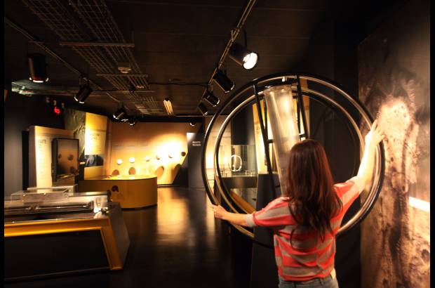 FOTO EL COLOMBIANO - El Planetario de Medell&#237;n Jesus Emilio Ram&#237;rez Gonz&#225;lez ofrece un escenario a la altura de los m&#225;s modernos del mundo, dedicado a la labor cient&#237;fica y educativa de la ciudad. Est&#225; integrado a la mayor zona l&#250;dica, tecnol&#243;gica y cient&#237;fica de la capital antioque&#241;a.