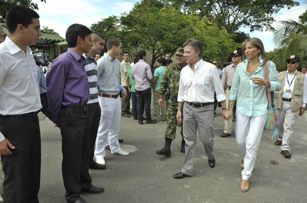 Presidencia de la Rep&#250;blica - Adem&#225;s resalt&#243; la inmensa responsabilidad que tendr&#225;n estos nuevos reclutas de luchar por su patria, como lo hicieron ya otros soldados.