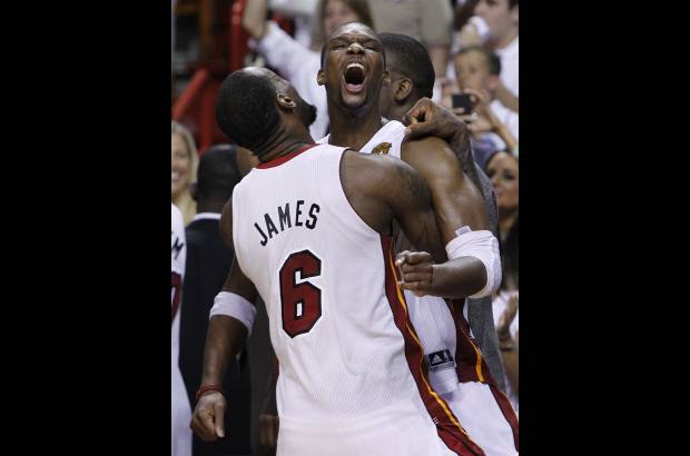 AP - Riley record&#243; que los &quot;Big Three&quot; dejaron de ganar muchos millones de d&#243;lares por estar juntos a cambio de que lograran t&#237;tulos y esa promesa tambi&#233;n se comenz&#243; a cumplir.