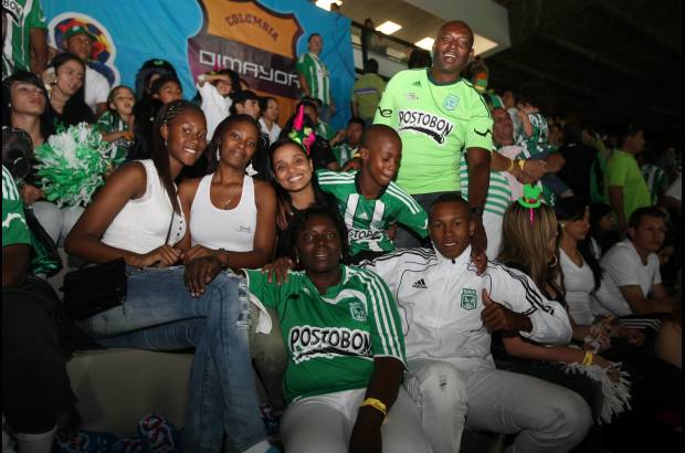 Hern&#225;n Vanegas - Los Renter&#237;a tambi&#233;n se gozaron la und&#233;cima estrella verdolaga, la novena conseguida en el estadio Atanasio Girardot que luci&#243; imponente y hermoso.