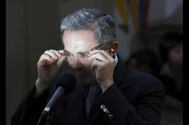 AP - Normalidad report� el Jefe de Estado en el arranque de la jornada electoral.