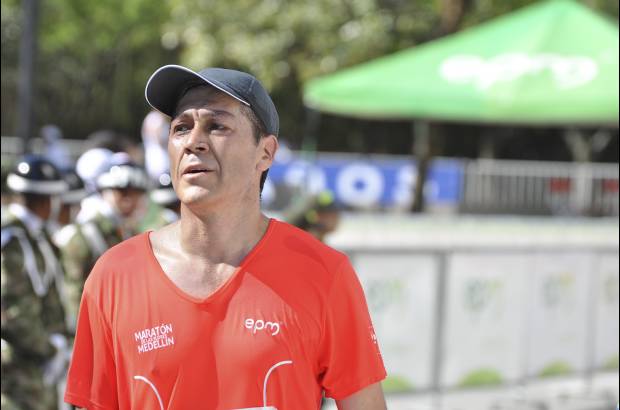 Esteban Jaramillo y Sebasti&#225;n Salazar - M&#225;s de 10 mil competidores se dieron cita en esta hist&#243;rica cita deportiva que se corr&#237;a en las modalidades de 5, 10, 21 y 42 kil&#243;metros.