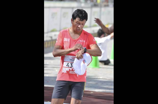 Esteban Jaramillo y Sebasti&#225;n Salazar - M&#225;s de 10 mil competidores se dieron cita en esta hist&#243;rica cita deportiva que se corr&#237;a en las modalidades de 5, 10, 21 y 42 kil&#243;metros.