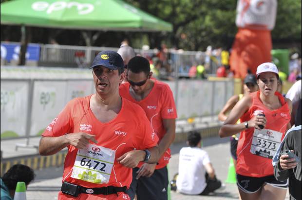 Esteban Jaramillo y Sebasti&#225;n Salazar - M&#225;s de 10 mil competidores se dieron cita en esta hist&#243;rica cita deportiva que se corr&#237;a en las modalidades de 5, 10, 21 y 42 kil&#243;metros.