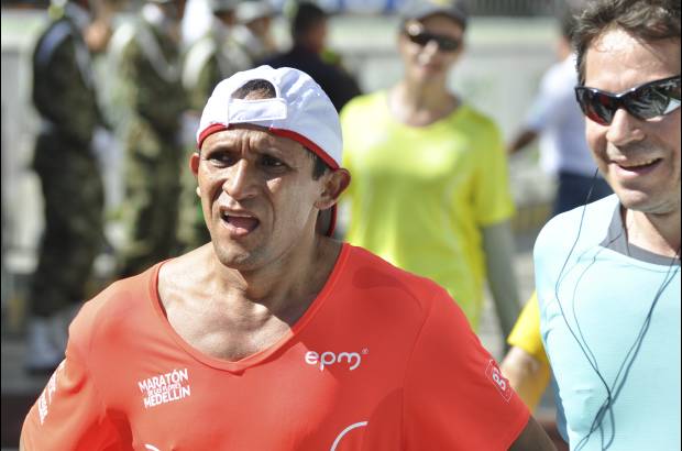 Esteban Jaramillo y Sebasti&#225;n Salazar - M&#225;s de 10 mil competidores se dieron cita en esta hist&#243;rica cita deportiva que se corr&#237;a en las modalidades de 5, 10, 21 y 42 kil&#243;metros.