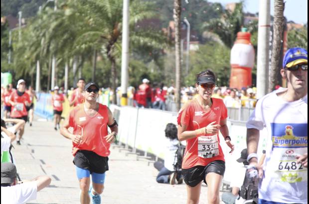 Esteban Jaramillo y Sebasti&#225;n Salazar - M&#225;s de 10 mil competidores se dieron cita en esta hist&#243;rica cita deportiva que se corr&#237;a en las modalidades de 5, 10, 21 y 42 kil&#243;metros.