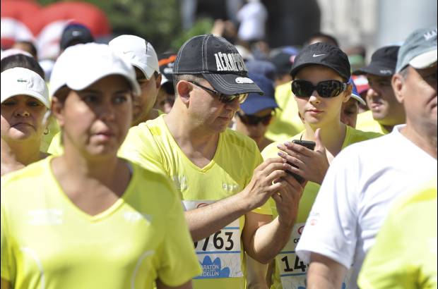 Esteban Jaramillo y Sebastián Salazar - Más de 10 mil competidores se dieron cita en esta histórica cita deportiva que se corría en las modalidades de 5, 10, 21 y 42 kilómetros