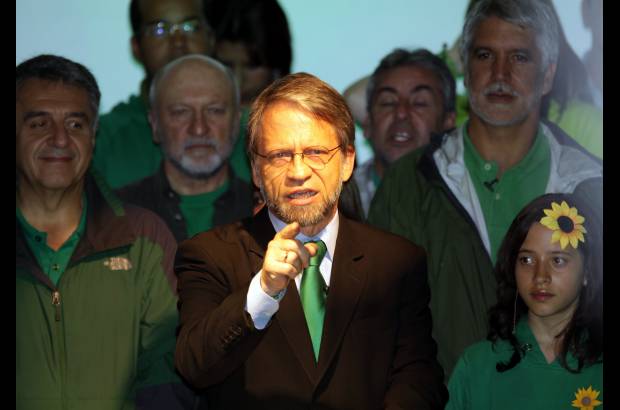 Colprensa - Antanas Mockus anunci&#243; que el Partido Verde se mantendr&#225; como una fuerza independiente y deliberativa.
