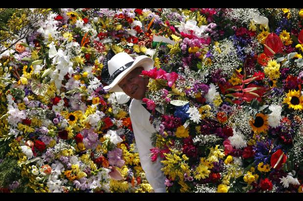 Jaime P&#233;rez - Llena de colores luci&#243; Medell&#237;n en el Desfile de Silleteros.