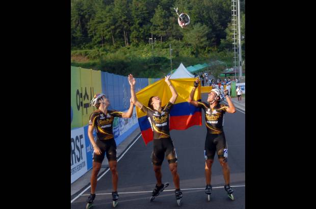 Cortes&#237;a Fedepat&#237;n - Con 19 medallas de oro y 2.394 puntos Colombia super&#243; a los locales y ratific&#243; que en el patinaje es potencia mundial.