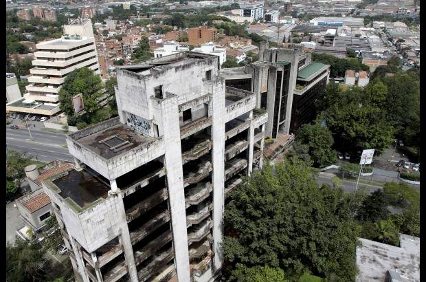 - La intervenci&#243;n promete entregar a la ciudad un edificio sobrio y confortable.