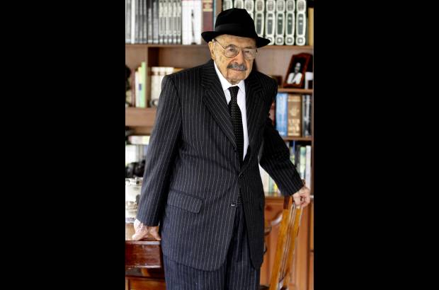 Donaldo Zuluaga - "Ganas, voluntad de hacer y rehacer, curiosidad, don de gentes y habilidad", son algunas de las características con las que lo define la Cámara de Comercio de Medellín.