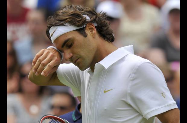 Reuters - Federer se anotó un desempate en el cuarto set y con claridad se quedó con el quinto set.
