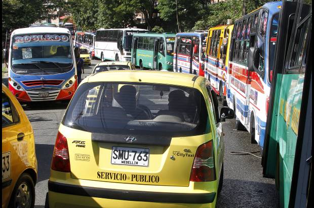 Foto R&#243;binson S&#225;enz - Para el paro anunciado para este lunes en el centro de Medell&#237;n compromet&#237;a a un grupo de conductores de la zona centro oriental de Medell&#237;n.