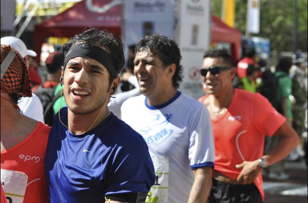 Esteban Jaramillo y Sebasti&#225;n Salazar - M&#225;s de 10 mil competidores se dieron cita en esta hist&#243;rica cita deportiva que se corr&#237;a en las modalidades de 5, 10, 21 y 42 kil&#243;metros.