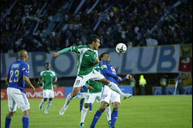 Colprensa - Millonarios hizo respetar su cancha y derrot&#243; por 3-1 al Cali en el estadio El Camp&#237;n.