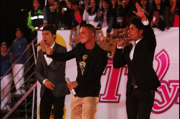 Mauricio Alvarado-Colprensa - J Balvin y Pasabordo animaron la ceremonia.