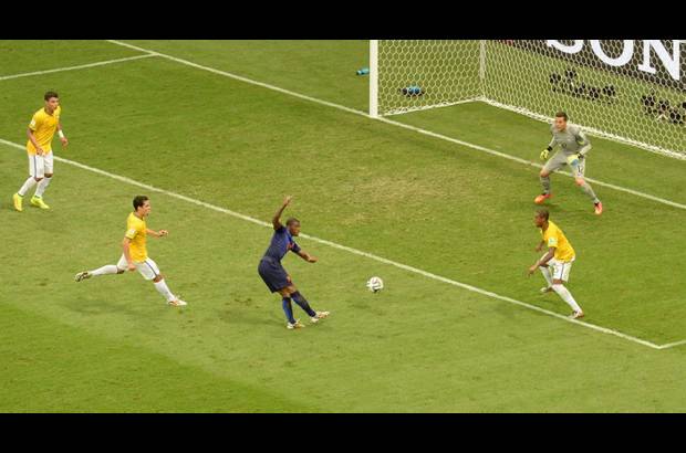 AFP - Holanda, mostrando una merma f&#237;sica tras jugar 120 minutos en sus &#250;ltimos dos partidos, se vio beneficiada por un equipo de Brasil sin tanto desgaste pero abatido mentalmente.