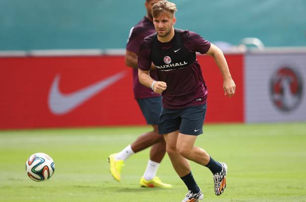 FOTO AFP - Luke Shaw, mediocampista de la selección inglesa y del Southampton, es el segundo más joven del Mundial. Cumplirá 19 años el 12 de julio, un día antes de la gran final.