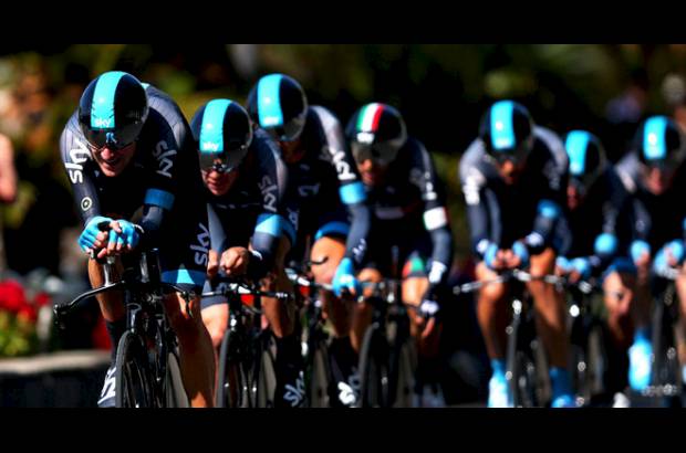 CORTESÍA - El Sky finalizó con tiempo de 22 minutos y 5 segundos la ruta de 17,4 kilómetros en la isla de Ischia.