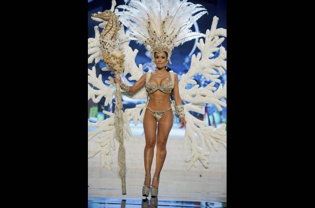 AP - Miss Honduras 2012, Jennifer Andrade.