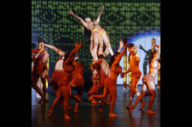 Luis Eduardo Noriega - Llega al Teatro Metropolitano el nuevo espect&#225;culo del Ballet Folkl&#243;rico de Antioquia. Con danza, m&#250;sica y video, propone recorrer la ciudad de ayer y de hoy.